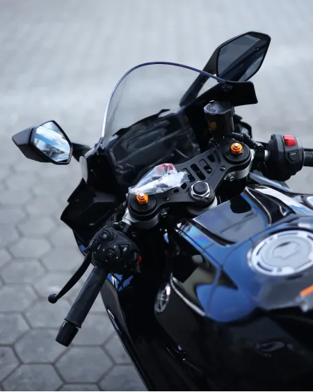 Yamaha R7 2026 Nova – Supersport 689cc – Motocar Vila das Aves | Santo Tirso Porto