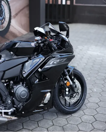 Yamaha R7 2026 Nova – Supersport 689cc – Motocar Vila das Aves | Santo Tirso Porto
