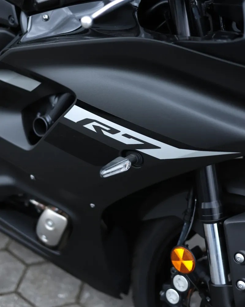 R7 2025