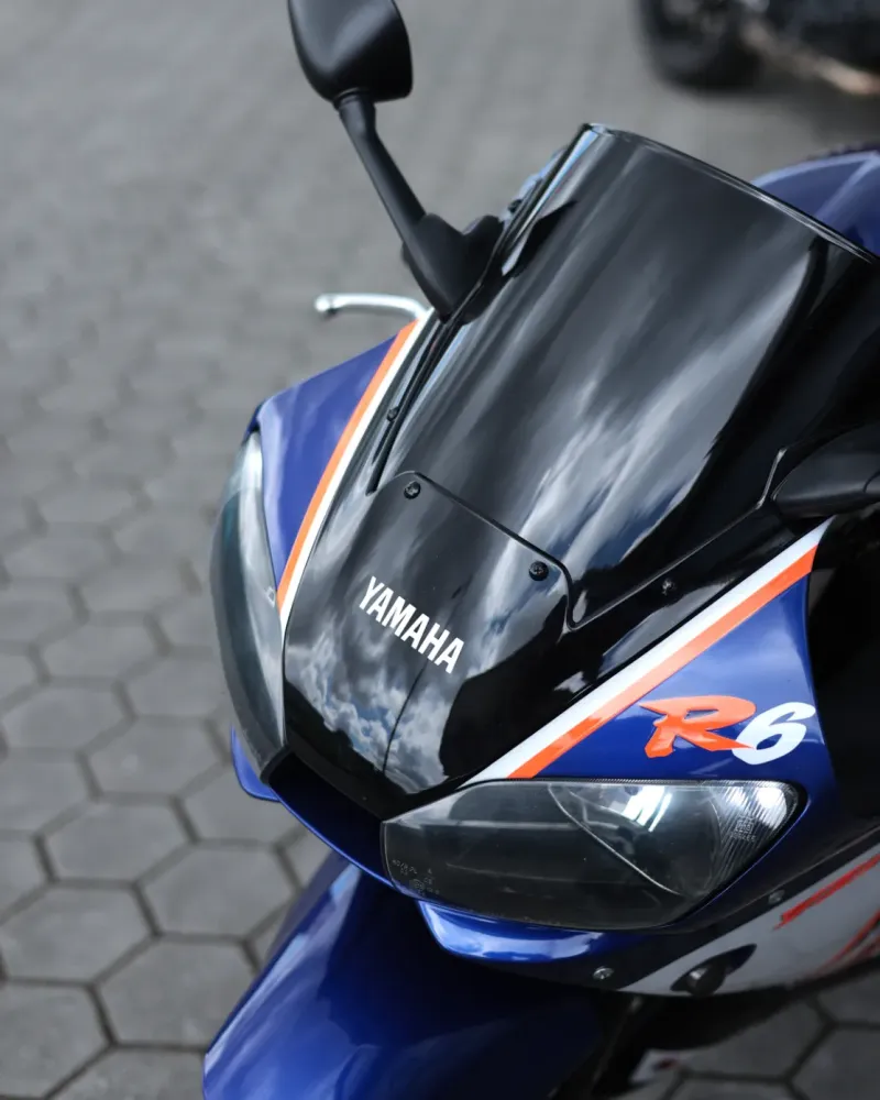 Yamaha YZF-R6 1999 – 27.708 km – Supersport Clássica – Motocar Vila das Aves | Santo Tirso Porto