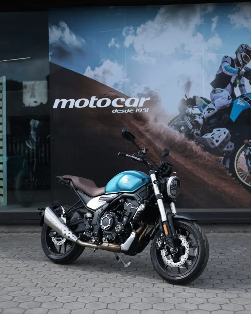 Voge 525AC 2025 Nova – Naked Neo Retro – Motocar Vila das Aves | Santo Tirso Porto