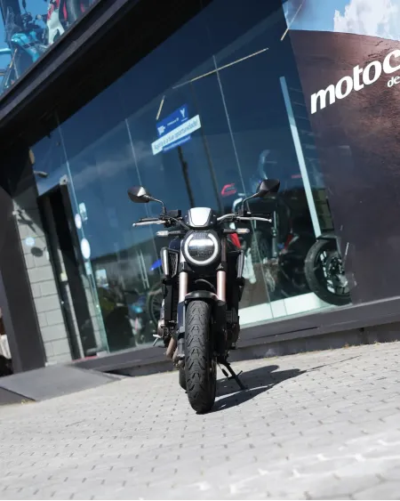 Honda CB650R 2019 – 24.882 km – Naked 4 Cilindros – Motocar Vila das Aves | Santo Tirso Porto