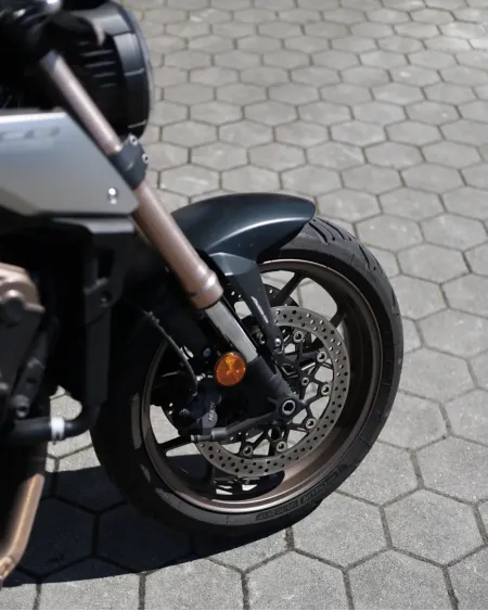 Honda CB650R 2019 – 24.882 km – Naked 4 Cilindros – Motocar Vila das Aves | Santo Tirso Porto