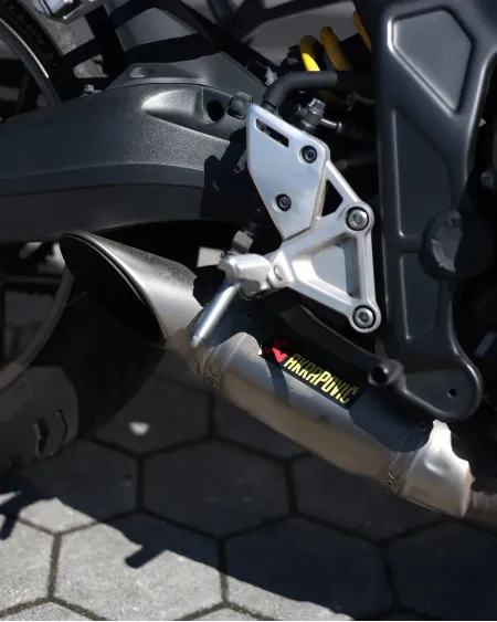 Honda CB650R 2019 – 24.882 km – Naked 4 Cilindros – Motocar Vila das Aves | Santo Tirso Porto