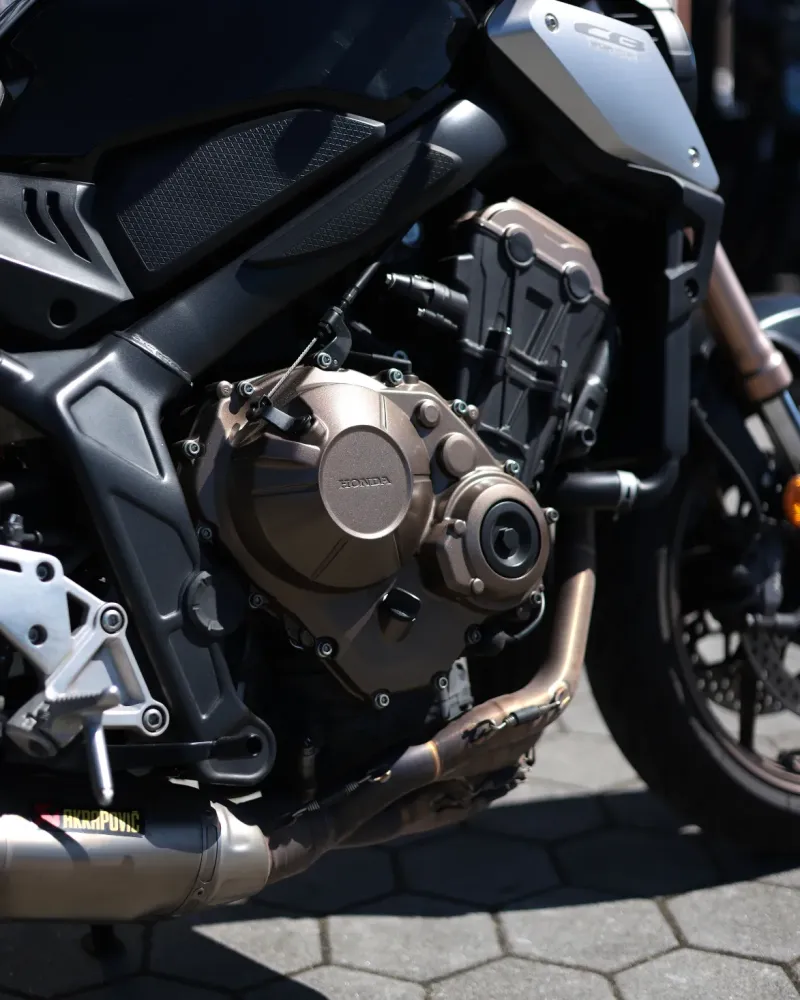 Honda CB650R 2019 – 24.882 km – Naked 4 Cilindros – Motocar Vila das Aves | Santo Tirso Porto