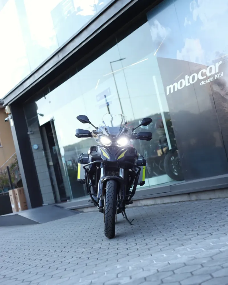 QJMotor SRT 900SX 2026 Nova – Trail Touring Premium – Motocar Vila das Aves | Santo Tirso Porto