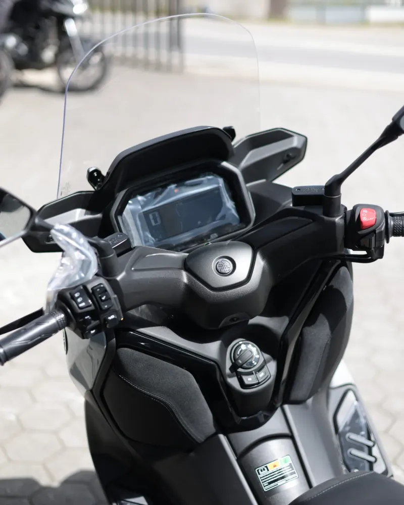 Yamaha XMAX 125 Tech MAX 2026 Nova – Scooter Premium – Motocar Vila das Aves | Santo Tirso Porto