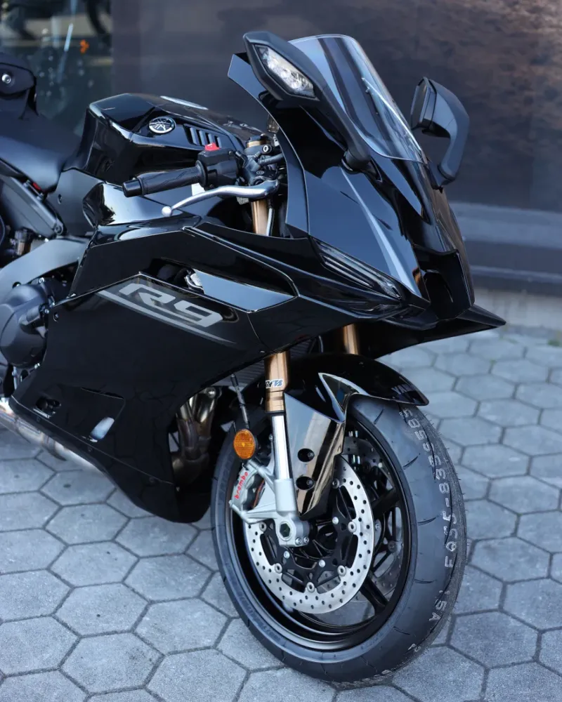 Yamaha R9 2026 Nova – Supersport 890cc – Motocar Vila das Aves | Santo Tirso Porto
