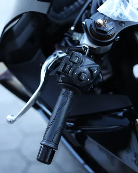 Yamaha R9 2026 Nova – Supersport 890cc – Motocar Vila das Aves | Santo Tirso Porto