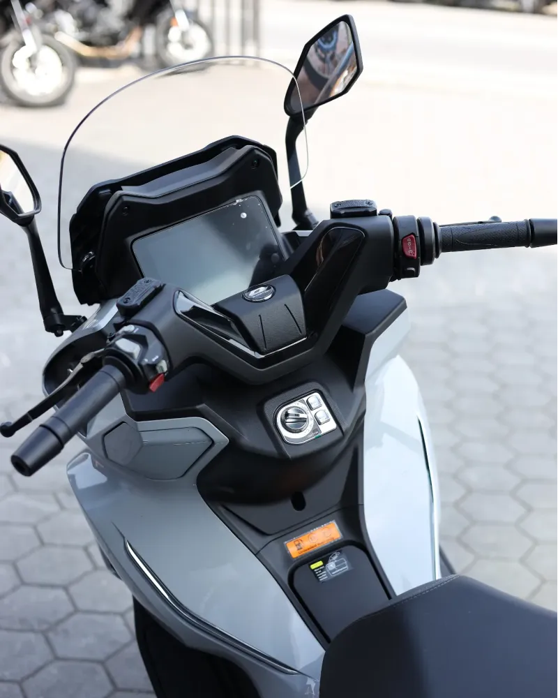 QJMotor Fort 125N 2026 – Scooter 125cc Nova – Motocar Vila das Aves | Santo Tirso Porto