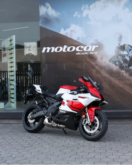 Yamaha R9 2026 70º Aniversário Nova – Supersport 890cc – Motocar Vila das Aves | Santo Tirso Porto