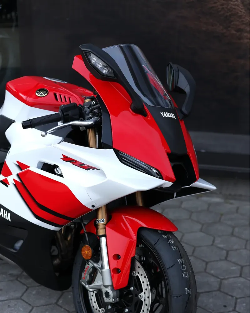 Yamaha R9 2026 70º Aniversário Nova – Supersport 890cc – Motocar Vila das Aves | Santo Tirso Porto