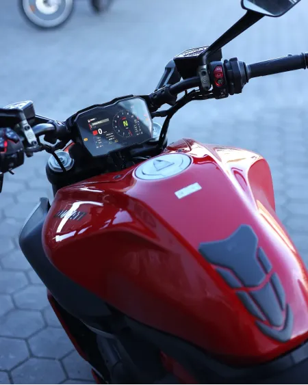 Ducati Diavel V4 2022 – 4.608 km – Muscle Cruiser Premium – Motocar Vila das Aves | Santo Tirso Porto