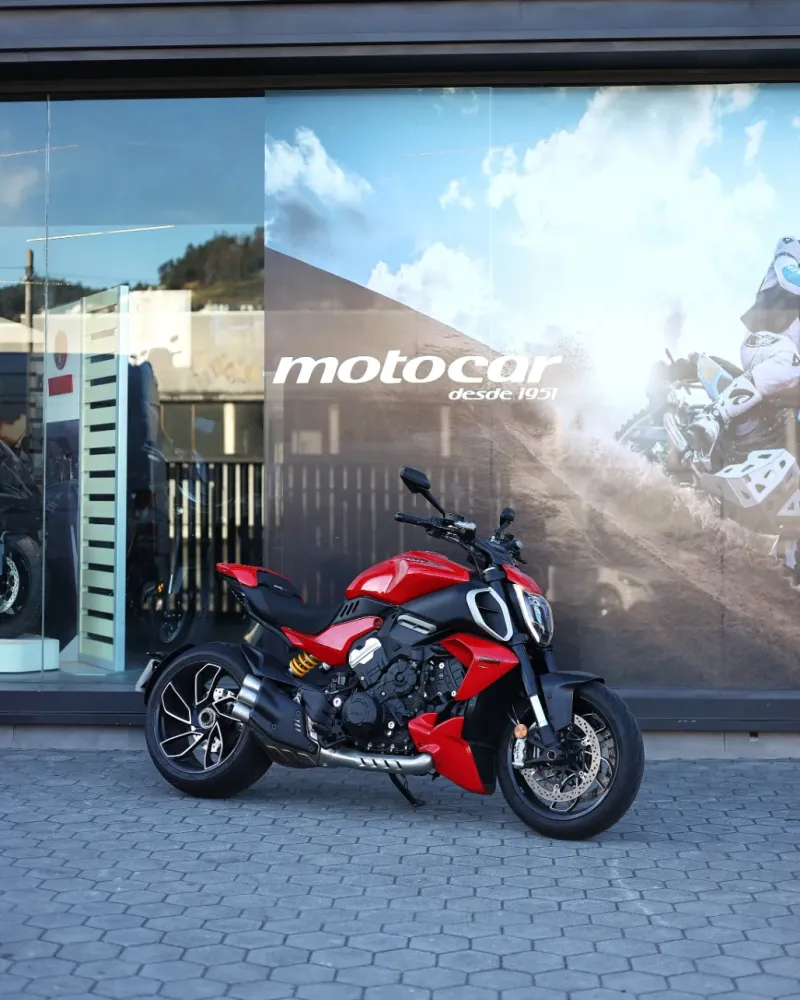 Ducati Diavel V4 2022 – 4.608 km – Muscle Cruiser Premium – Motocar Vila das Aves | Santo Tirso Porto