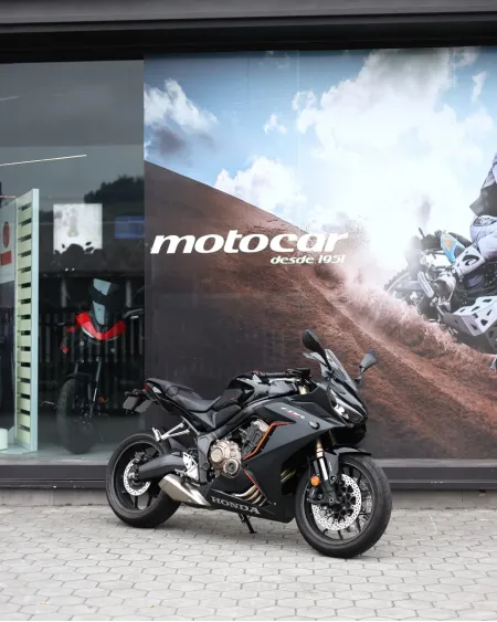 Honda CBR650R 2022 – 20.943 km – Desportiva 4 Cilindros – Motocar Vila das Aves | Santo Tirso Porto