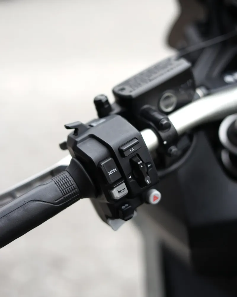 Honda X-ADV 750 2022 – 9.617 km – Scooter Adventure – Motocar Vila das Aves | Santo Tirso Porto