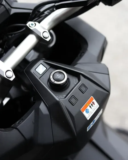 Honda X-ADV 750 2022 – 9.617 km – Scooter Adventure – Motocar Vila das Aves | Santo Tirso Porto