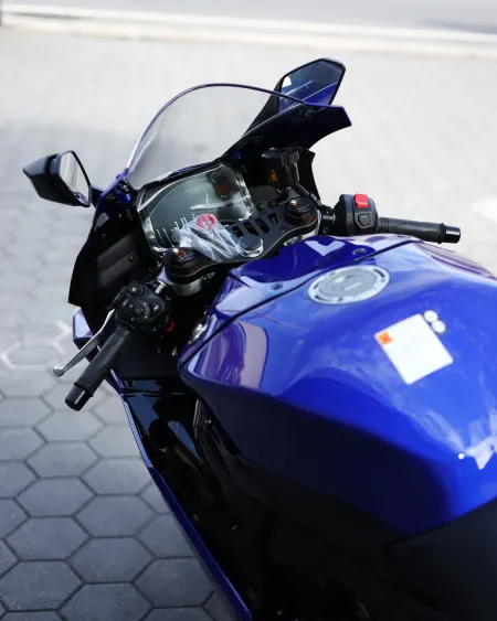 Yamaha R9 2026 Nova – Supersport 890cc – Motocar Vila das Aves | Santo Tirso Porto