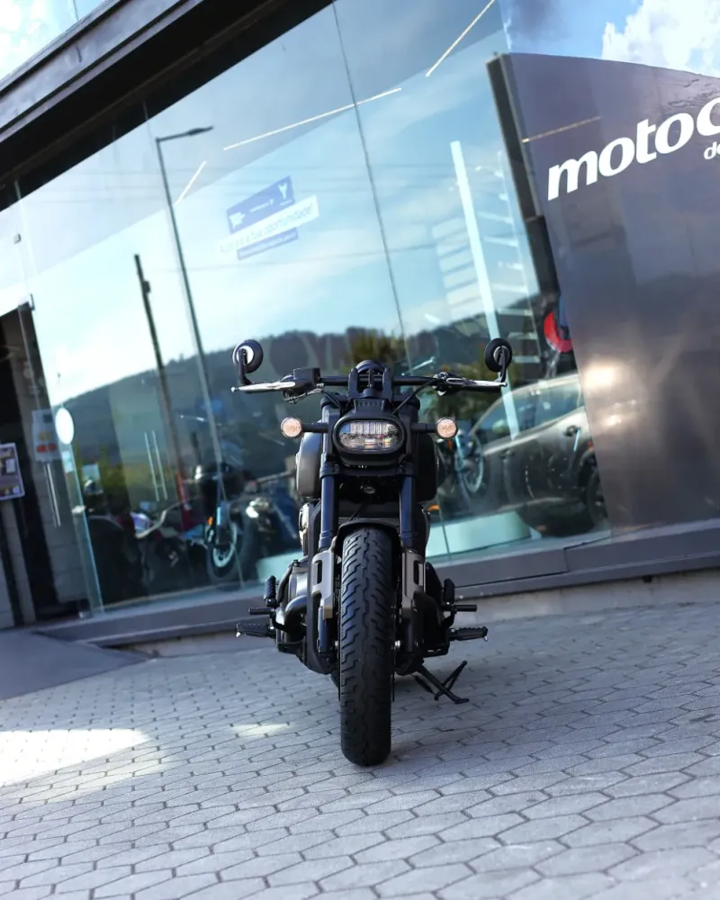 QJMotor SRV 600V Nova 2026 – Custom V4 – Motocar Vila das Aves | Santo Tirso Porto