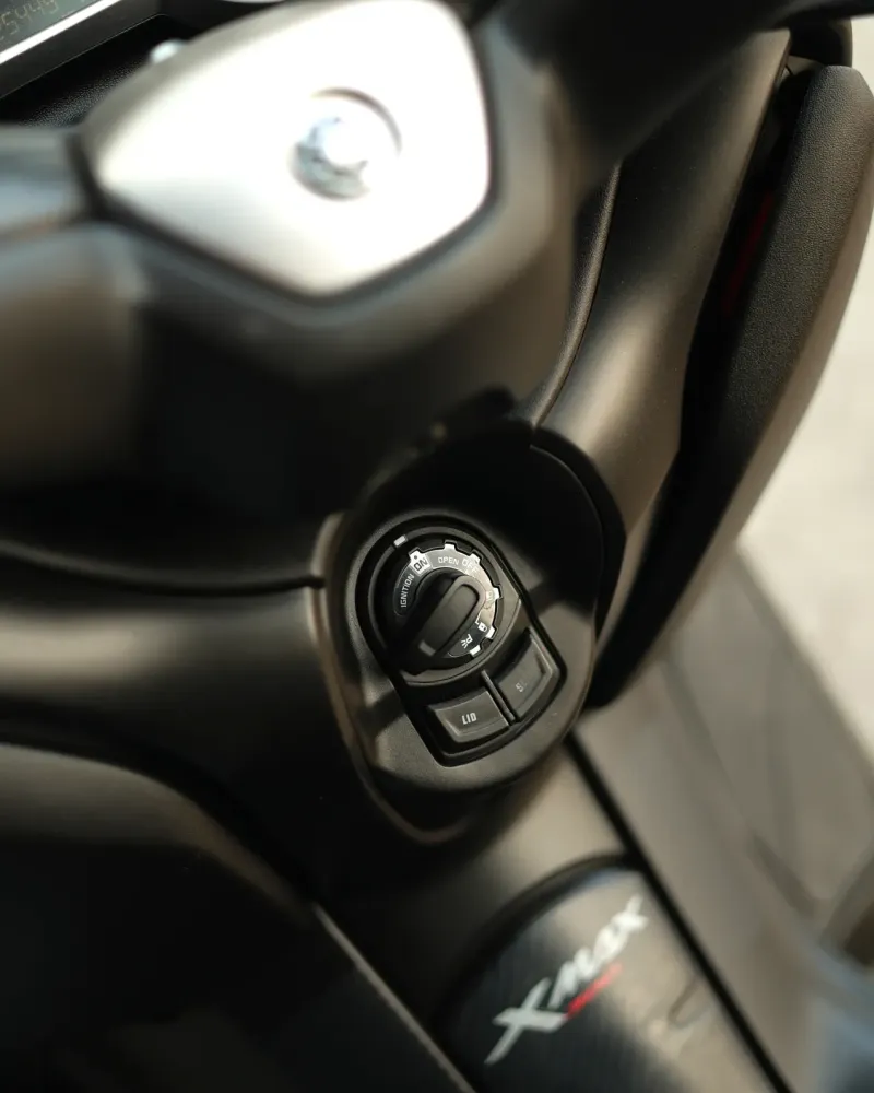 Yamaha XMAX 300 2018 – 25.449 km – Scooter GT Premium – Motocar Vila das Aves | Santo Tirso Porto