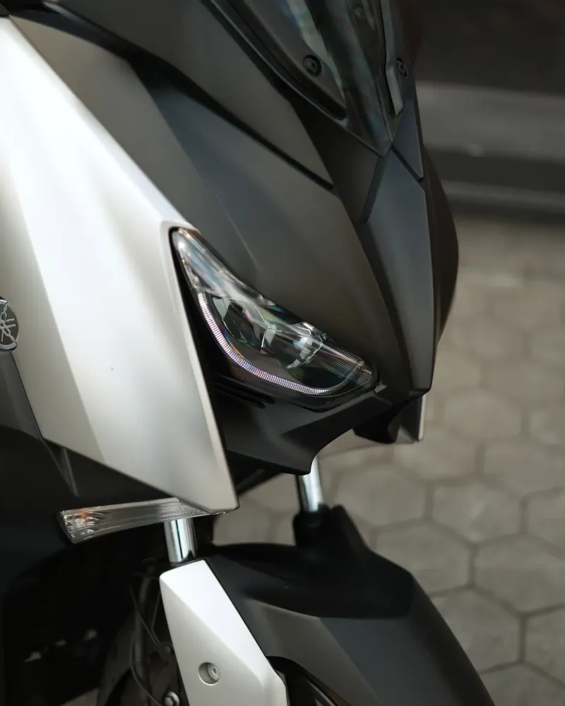 Yamaha XMAX 300 2018 – 25.449 km – Scooter GT Premium – Motocar Vila das Aves | Santo Tirso Porto