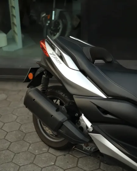 Yamaha XMAX 300 2018 – 25.449 km – Scooter GT Premium – Motocar Vila das Aves | Santo Tirso Porto