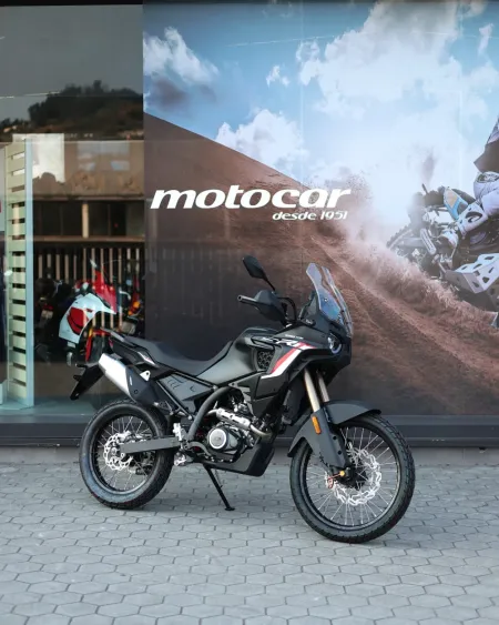 QJMotor SRT 125 DX 2026 Nova – Trail 125cc – Motocar Vila das Aves | Santo Tirso Porto