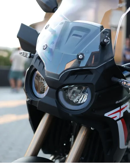 QJMotor SRT 125 DX 2026 Nova – Trail 125cc – Motocar Vila das Aves | Santo Tirso Porto