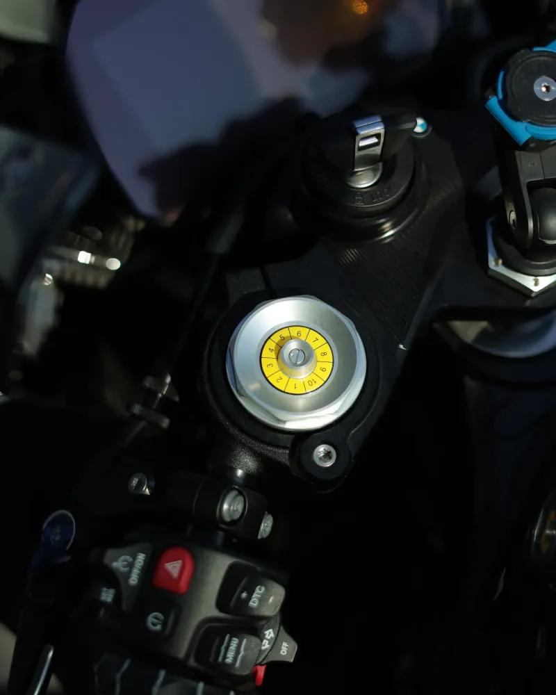 BMW M 1000 RR 2024 – 5.595 km – Superbike 212 cv – Motocar Vila das Aves | Santo Tirso Porto