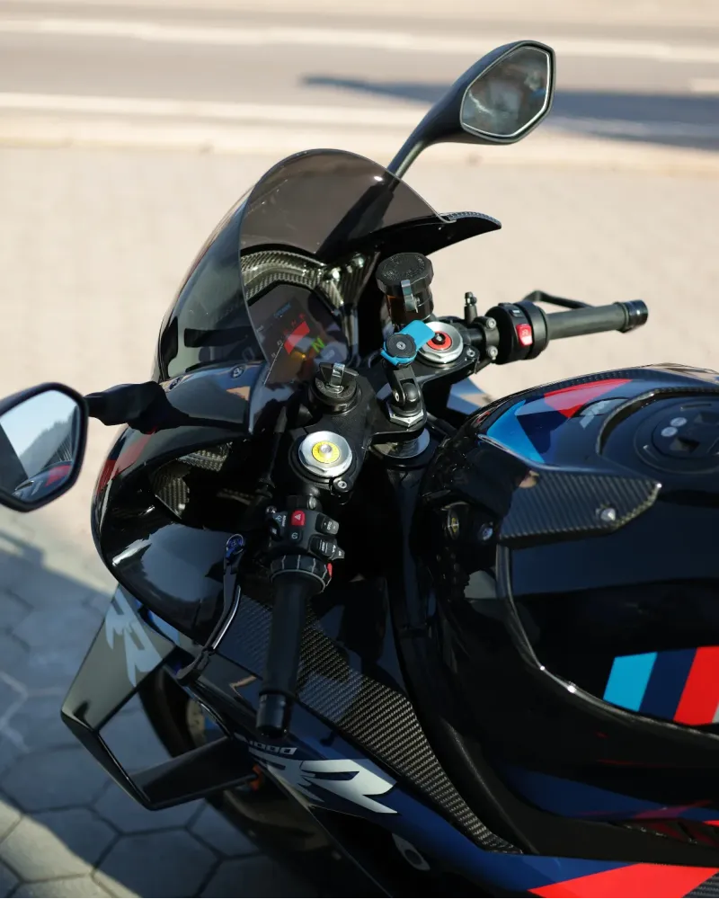 BMW M 1000 RR 2024 – 5.595 km – Superbike 212 cv – Motocar Vila das Aves | Santo Tirso Porto