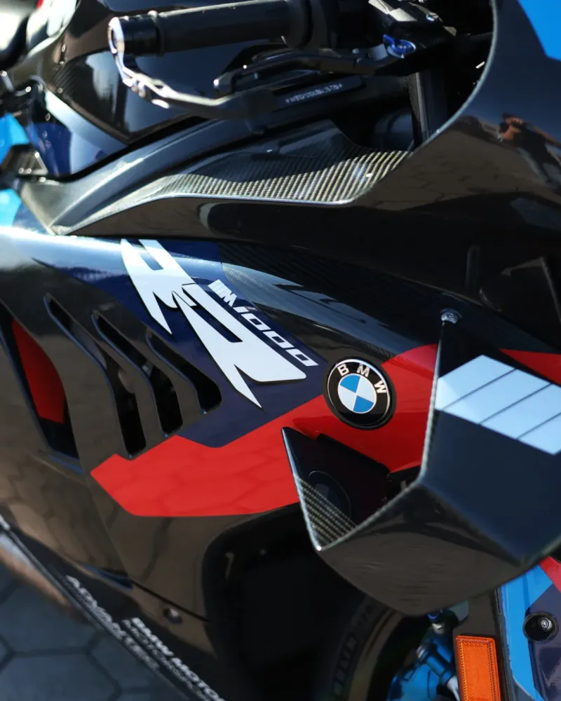 BMW M 1000 RR 2024 – 5.595 km – Superbike 212 cv – Motocar Vila das Aves | Santo Tirso Porto