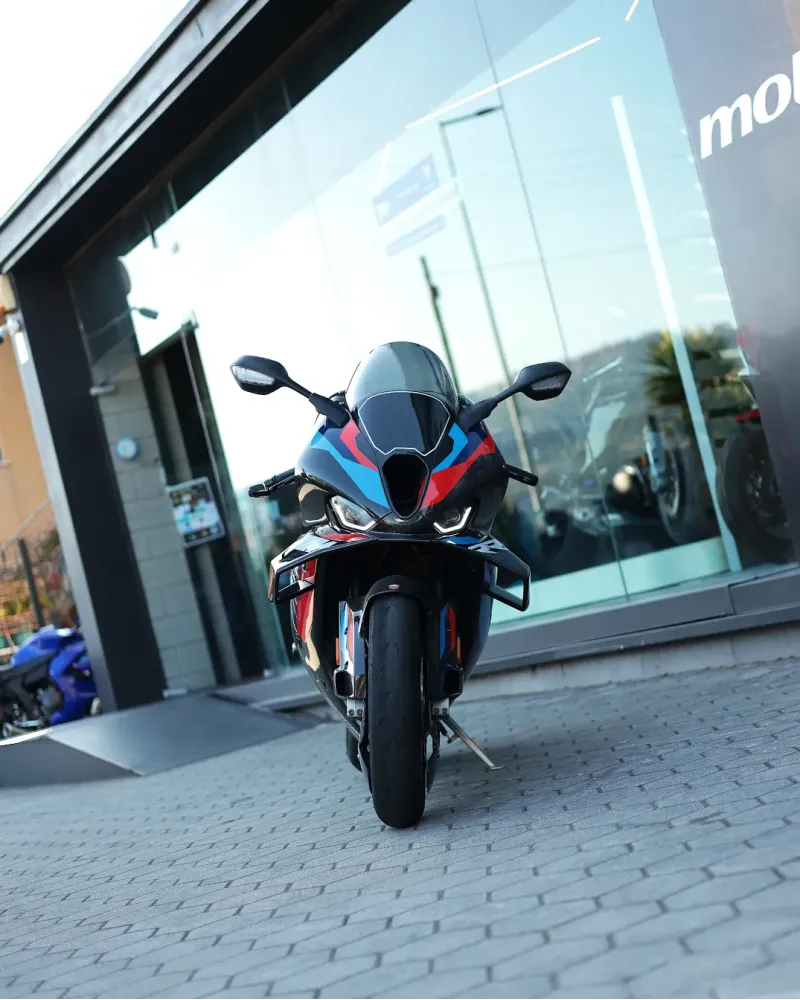 BMW M 1000 RR 2024 – 5.595 km – Superbike 212 cv – Motocar Vila das Aves | Santo Tirso Porto