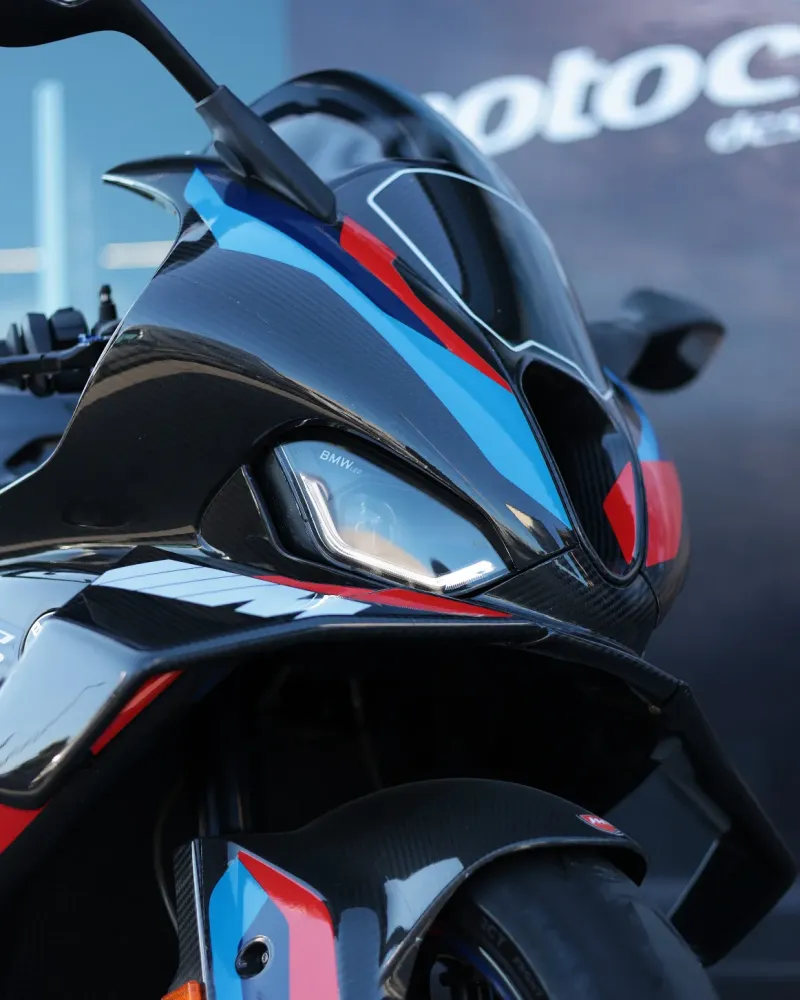 BMW M 1000 RR 2024 – 5.595 km – Superbike 212 cv – Motocar Vila das Aves | Santo Tirso Porto