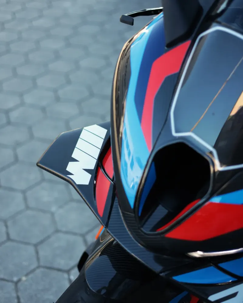 BMW M 1000 RR 2024 – 5.595 km – Superbike 212 cv – Motocar Vila das Aves | Santo Tirso Porto