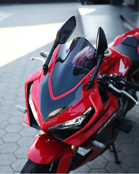 Honda CBR650R 2022 – 17.611 km – 4 Cilindros – Motocar Vila das Aves | Santo Tirso Porto