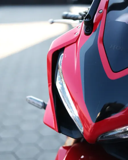 Honda CBR650R 2022 – 17.611 km – 4 Cilindros – Motocar Vila das Aves | Santo Tirso Porto
