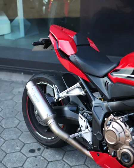 Honda CBR650R 2022 – 17.611 km – 4 Cilindros – Motocar Vila das Aves | Santo Tirso Porto