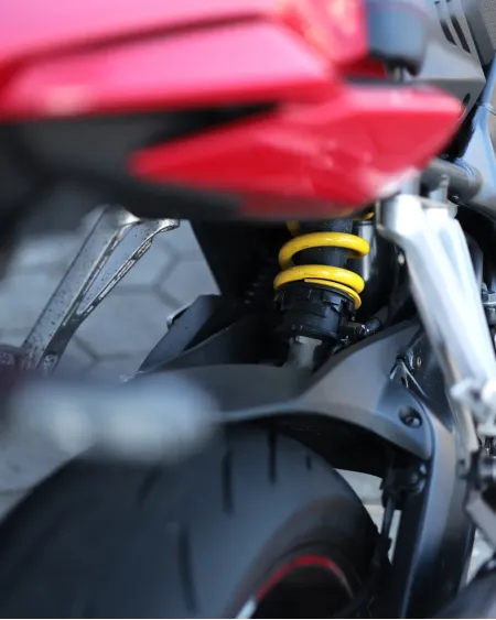 Honda CBR650R 2022 – 17.611 km – 4 Cilindros – Motocar Vila das Aves | Santo Tirso Porto